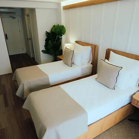 Skopea Exclusive Hotel *